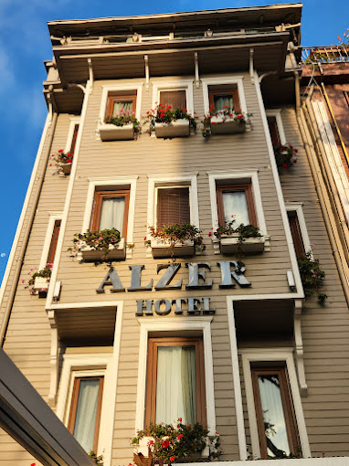 Alzer Hotel Special Class
